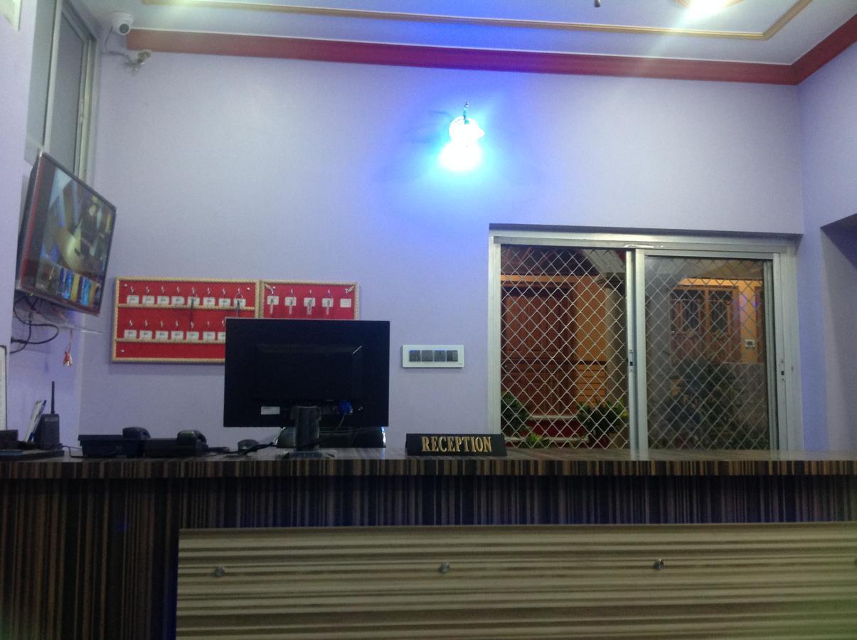 Balaji Palace Varanasi Exterior foto